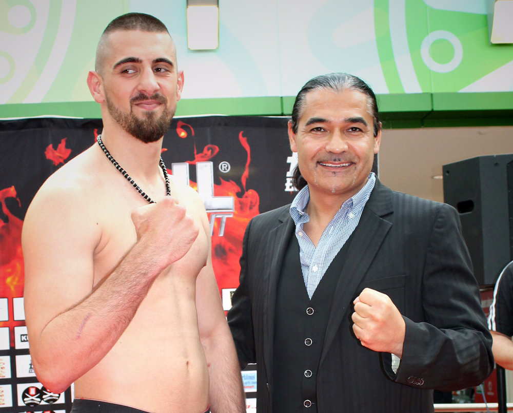 Nikola Milacic und Erol Ceylan / Foto: EC Boxing
