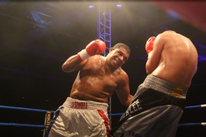 Odlanier Solis vs. Aleksandar Todorovic / Foto: EC Boxing