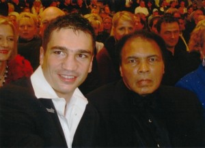 Große Ehre - Beyer zusammen mit Muhammad Ali / Foto: Markus Beyer privat
