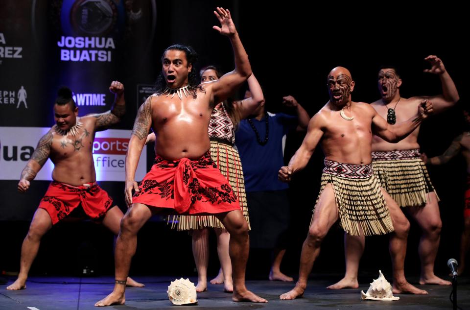 Tanz der neuseeländischen Ureinwohner die Parker immer zu seinen Kämpfen begleiten